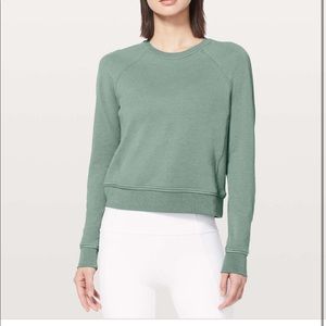 Every moment crew size 10 - fits like a 6